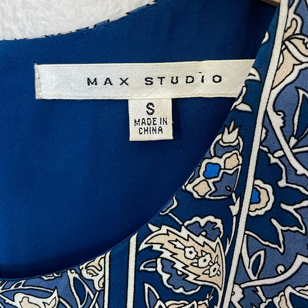 Excellent Condition Max Studio Tank. Small - Picture 3 of 8